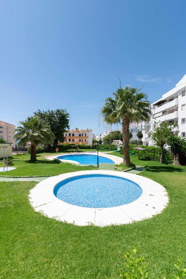 Central panoramic view seaside studio apartment Benalmádena Exterior foto